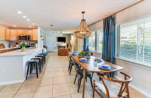 Edgewater House | Canal-Front Vacation Rental w/Gulf Access!