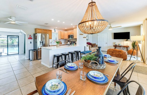 Edgewater House | Canal-Front Vacation Rental w/Gulf Access!