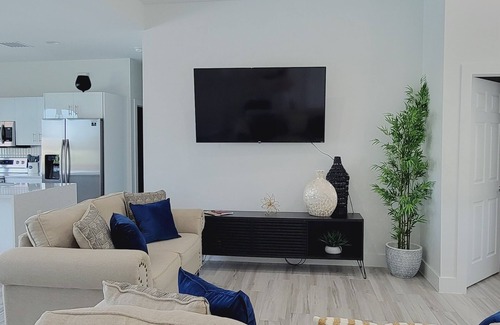 Mariner House | Canal Waterfront house-Pool-Fishing and Game Room