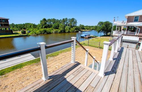 Carova Beach House | Canalfront, water views, wild horses! 4x512, No Bad Days