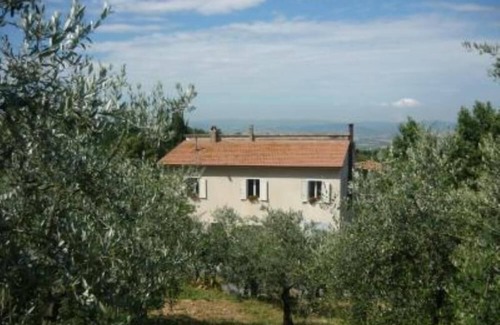 Canalicchio Apartment | Canalicchio: Apartment within farmhouse and terrace with Jacuzzi for 4 persons