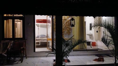 Neyyattinkara House | canan lake home