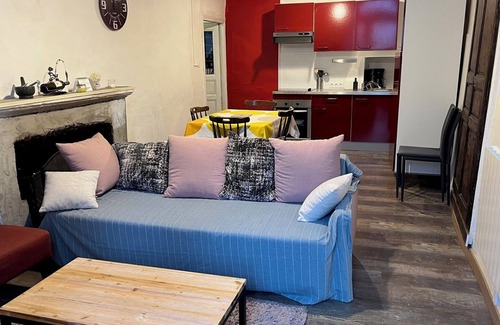 Canari Apartment | CANARY APARTMENT WITH GARDEN. Between sea and mountains. Pets welcome!