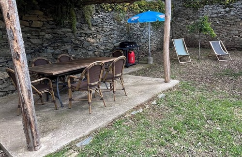 Canari Apartment | CANARY APARTMENT WITH GARDEN. Between sea and mountains. Pets welcome!