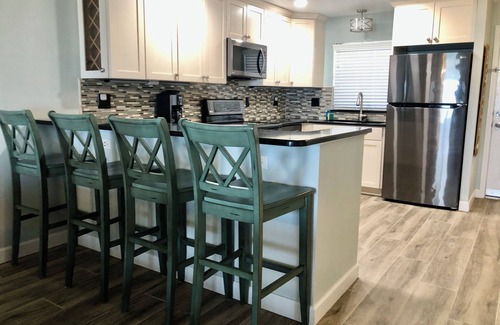 Port Canaveral Condo | Canaveral Towers - Amazing updated condo Unit 702