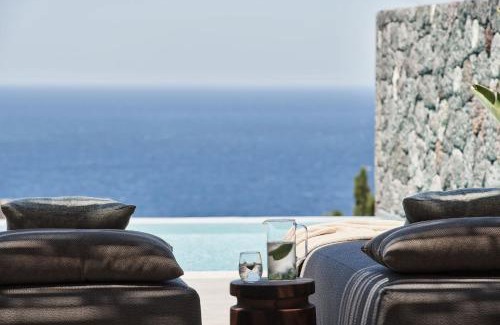 Oia Hotel | Canaves Epitome - Small Luxury Hotels of the World