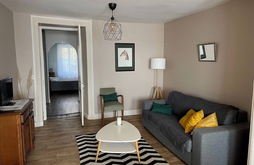 Cancale Apartment | Cancale, Port de La Houle. Bel Appartement vue mer