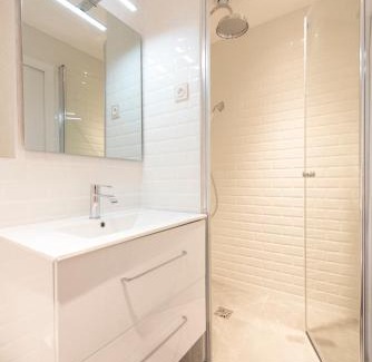 Vivienne Apartment | Candide