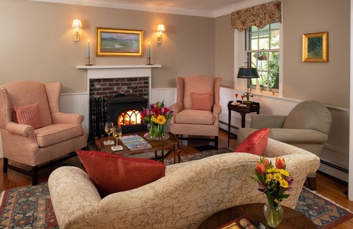 Brewster Bed & Breakfast | Candleberry Inn on Cape Cod