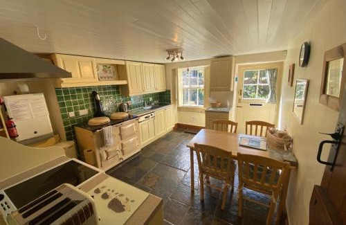 Litton House | Candlelight Cottage - Litton