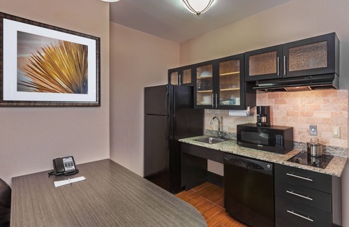 Amarillo Hotel | Candlewood Suites Amarillo-Western Crossing by IHG