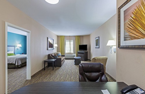 Amarillo Hotel | Candlewood Suites Amarillo-Western Crossing by IHG