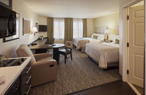 Carlsbad Hotel | Candlewood Suites Carlsbad South by IHG