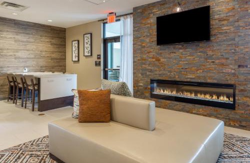 Fargo Hotel | Candlewood Suites Fargo South-Medical Center by IHG