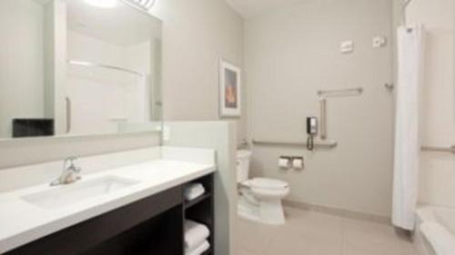 Grand Island Hotel | Candlewood Suites Grand Island by IHG