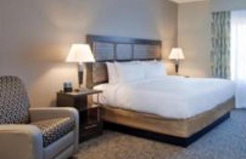 Grand Island Hotel | Candlewood Suites Grand Island by IHG