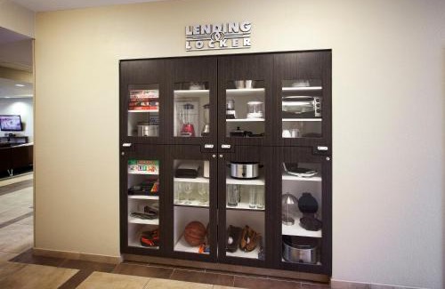 Lake Charles Hotel | Candlewood Suites - Lake Charles South by IHG