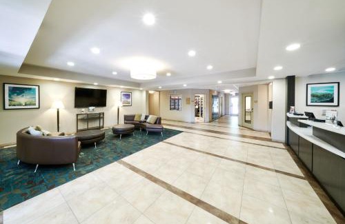 Midland Hotel | Candlewood Suites Midland by IHG