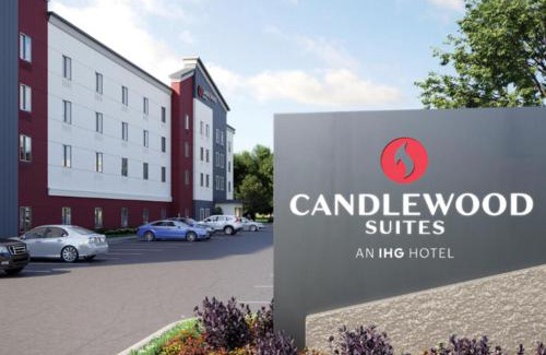 Navasota Hotel | Candlewood Suites Navasota by IHG