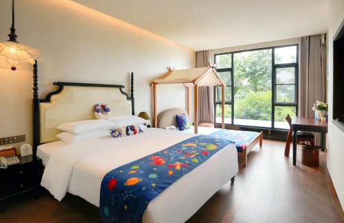 Yongding House | Candy Homestay Zhangjiajie Complimentary Airport & Train Station Pickup