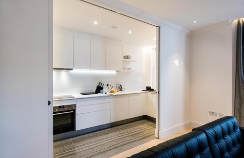 Queen's Gate Apartment | CanguroProperties - Canning Passage