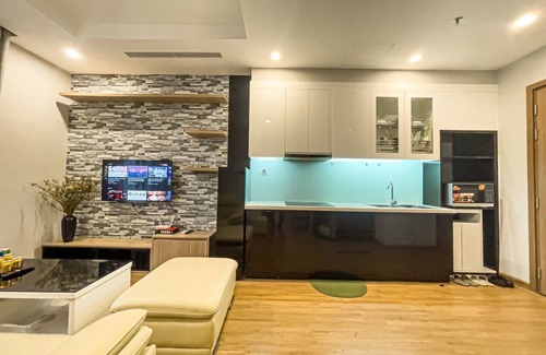 Tu Liem Apartment | Canh Apartment in Vinhomes Green Bay