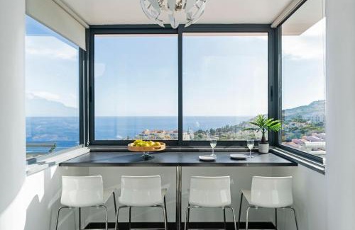 Canico Apartment | Caniço VI by An Island Apart