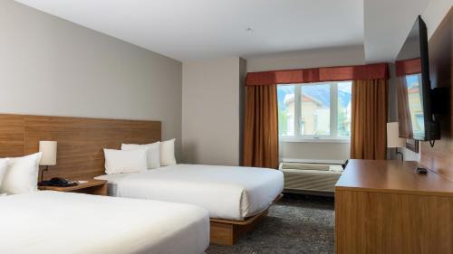 Canmore Hotel | Canmore Inn & Suites