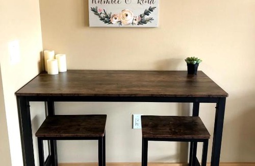 Sun Prairie Apartment | Cannery Square Short Term Rentals -104