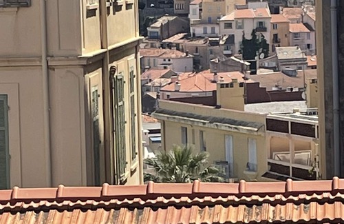 Riou - Petit Juas - Av de Grasse Apartment | Cannes, apartment with parking + terrace, 10 min walk from the beach