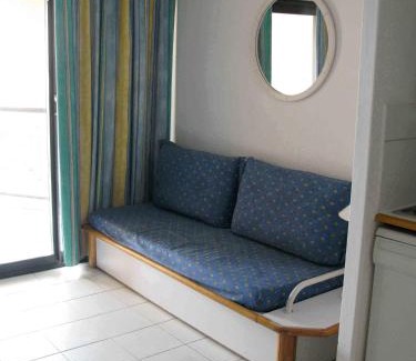 La Bocca Apartment | Cannes apartment with sea view, aircondition and parking