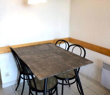 La Bocca Apartment | Cannes apartment with sea view, aircondition and parking