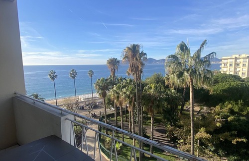Le Suquet Apartment | Cannes - F1 facing the sea 33C