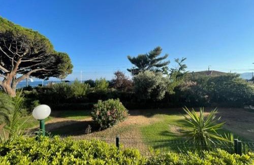 Cannes La Bocca Apartment | Cannes
