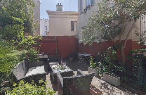 Riou - Petit Juas - Av de Grasse Apartment | Cannes La Vie - Palais, plages, clim, terrasse