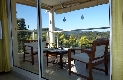 Mandelieu-La-Napoule Apartment | Cannes/Mandelieu Lux apt.Pool; Wifi; Sat Tv; Clim; Golf; 3 pools.Near beaches