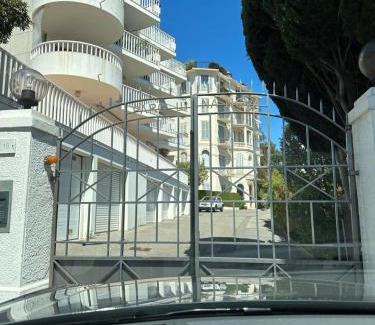 California - Pezou Apartment | Cannes vue mer