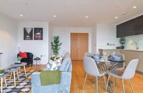 Canning Town Apartment | CannySuite 2 Bedroom APT