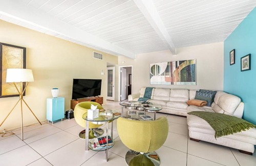 Palm Springs House | Canon Cabana Permit# 2295