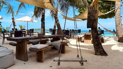 Thulusdhoo Island House | Canopus Retreat Thulusdhoo