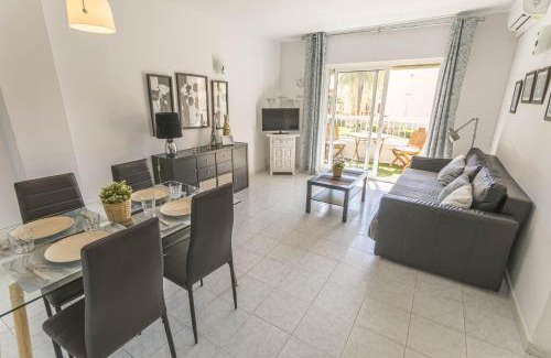 Nerja City Centre Apartment | Canovas Nerja - Apartamento Corona Playa