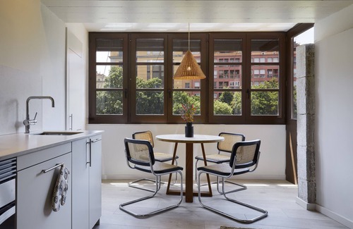 Barri Vell Apartment | Canvas Apartments & Lofts Girona, Situados en el río Onyar