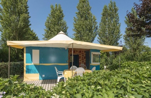 Ferel House | Canvas bungalow near Pénestin- Camping Les Rives de Vilaine **