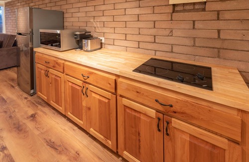 Los Alamos Apartment | Canyon and Mountain Views