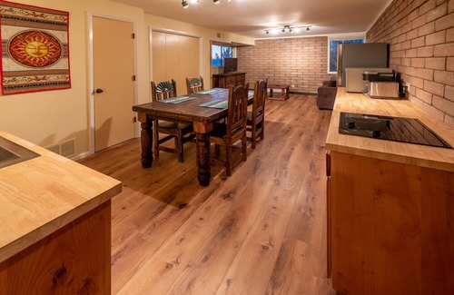 Los Alamos Apartment | Canyon and Mountain Views