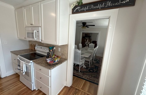 Canyon House | Canyon Main Street Oasis: Spacious 6-bedroom home w/WiFi, Minutes to Palo Duro