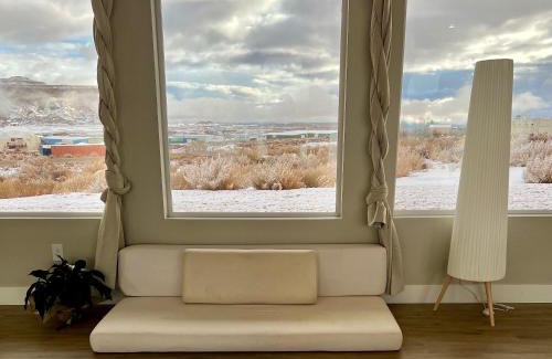 Big Water House | Canyon Oasis suite with Grand Mesa view