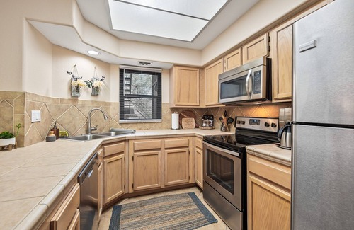 Finisterra Condo | Canyon Retreat in the Foothills - resort style living w/hiking