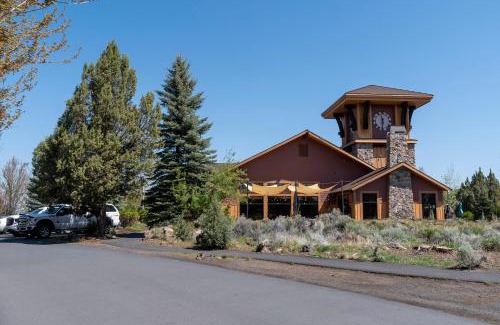 Redmond Apartment | Canyon Rim at Eagle Crest