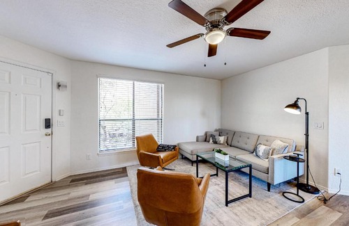 Tucson Apartment | Canyon View #1203